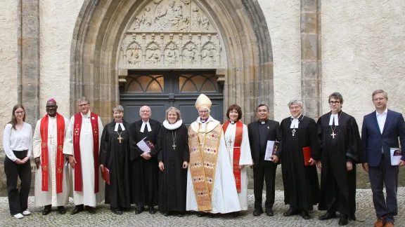 Einführung von Oberkirchenrätin Astrid Kleist als Geschäftsführerin des Deutschen Nationalkomitees des Lutherischen Weltbundes (DNK/LWB). Foto: C. Kirsch Gruppenbild während der Einführung von OKRin Astrid Kleist als Geschäftsführerin des DNK/LWB